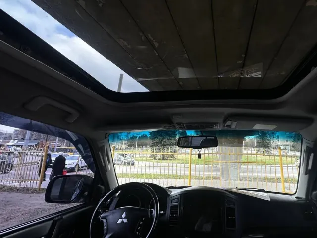 Mitsubishi Pajero - фото 2