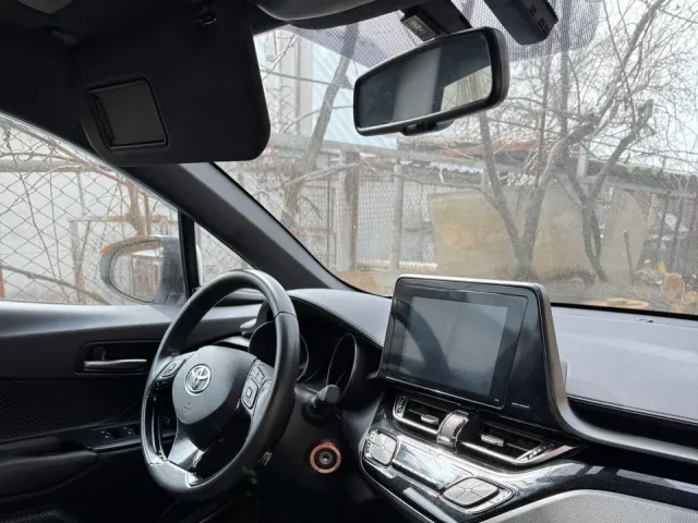 Toyota C-HR - фото 5