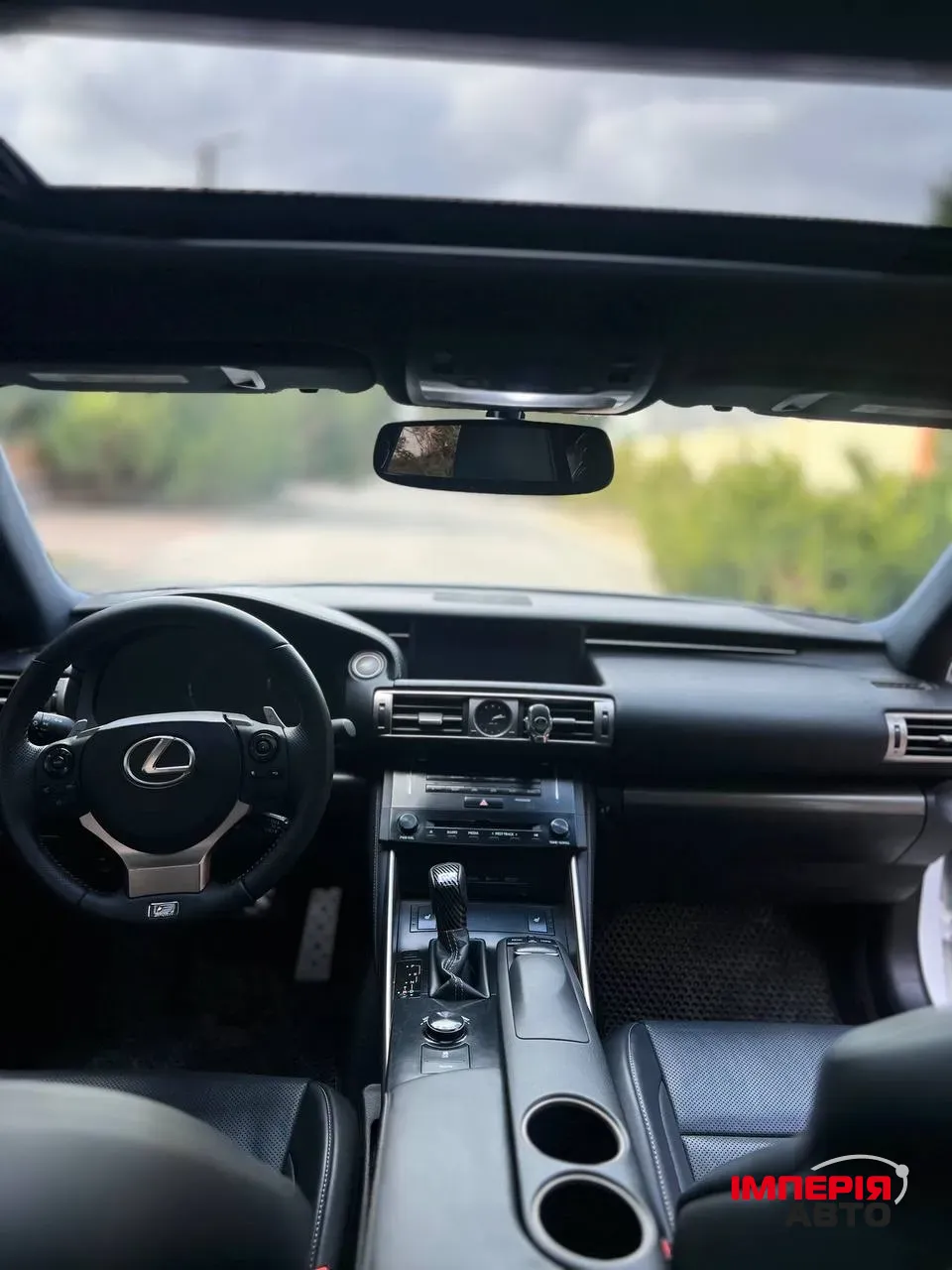 Lexus IS - фото 6