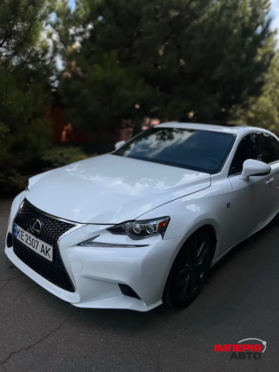 Lexus IS - фото 3
