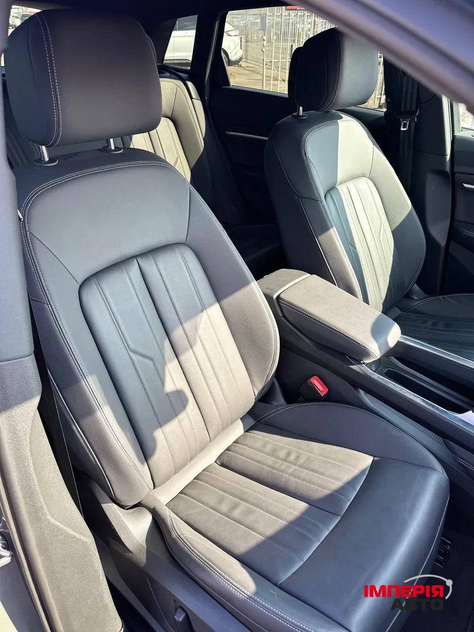 Audi Q8 e-tron - фото 14