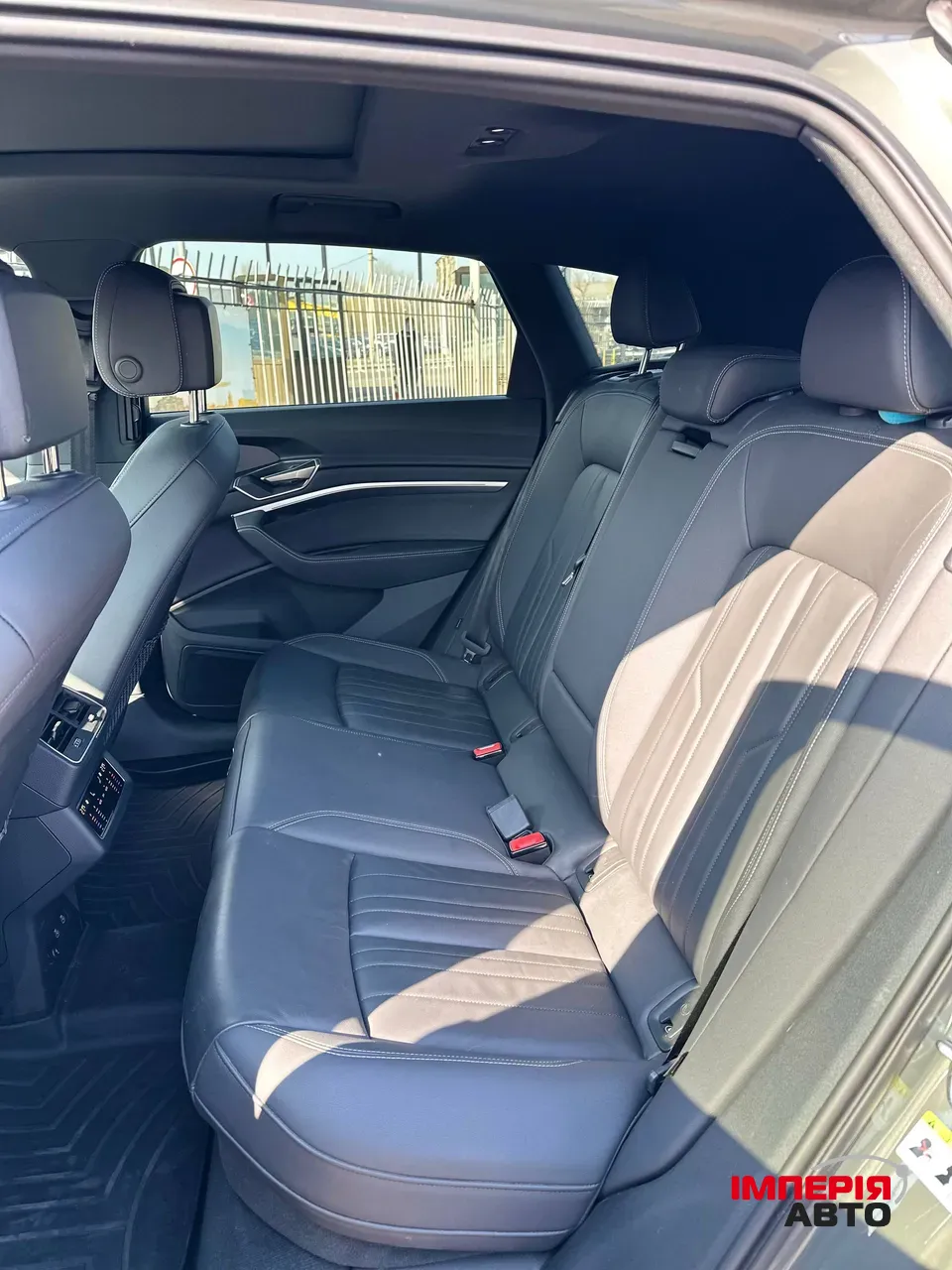 Audi Q8 e-tron - фото 8