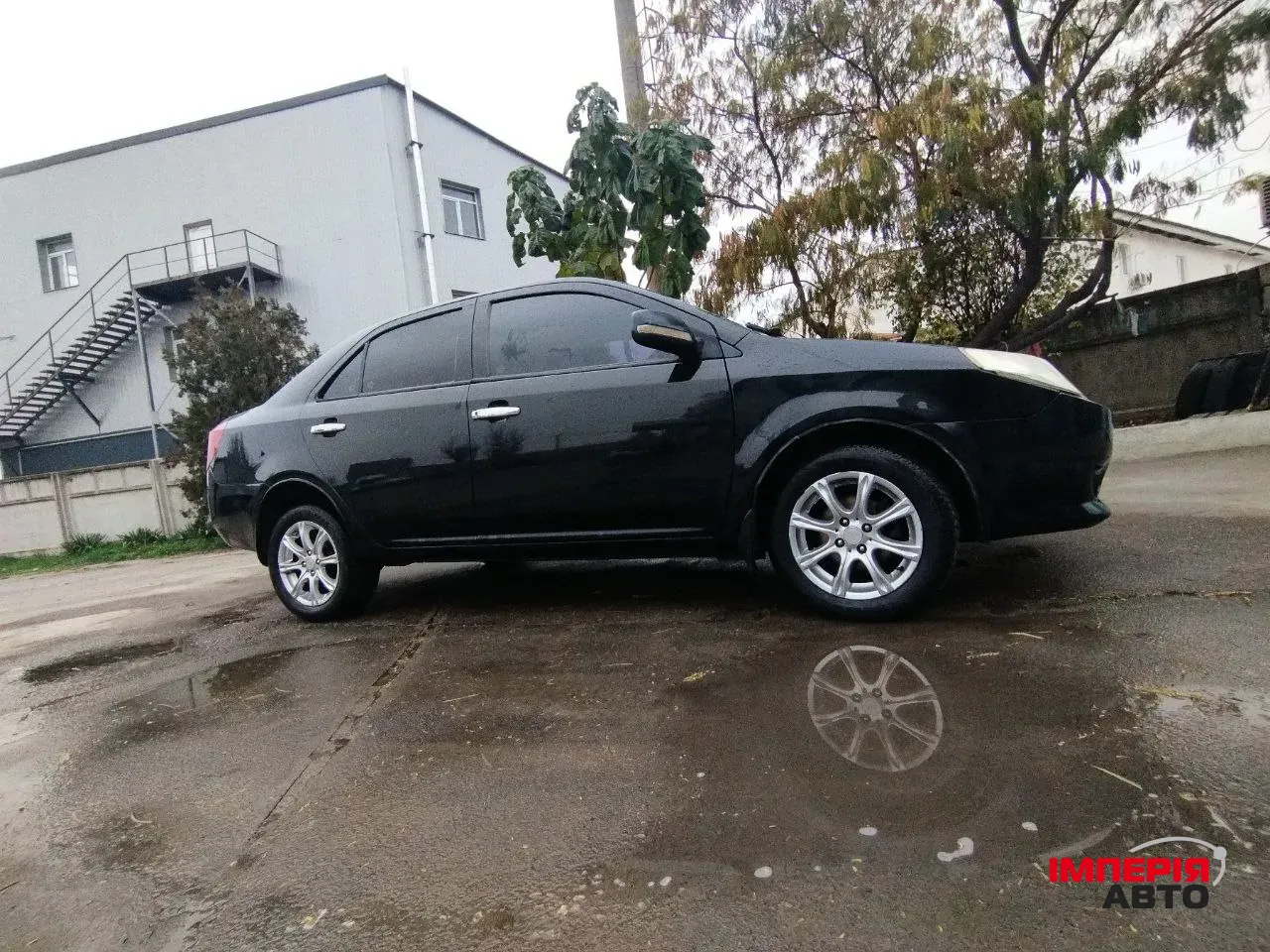 Geely MK - фото 3