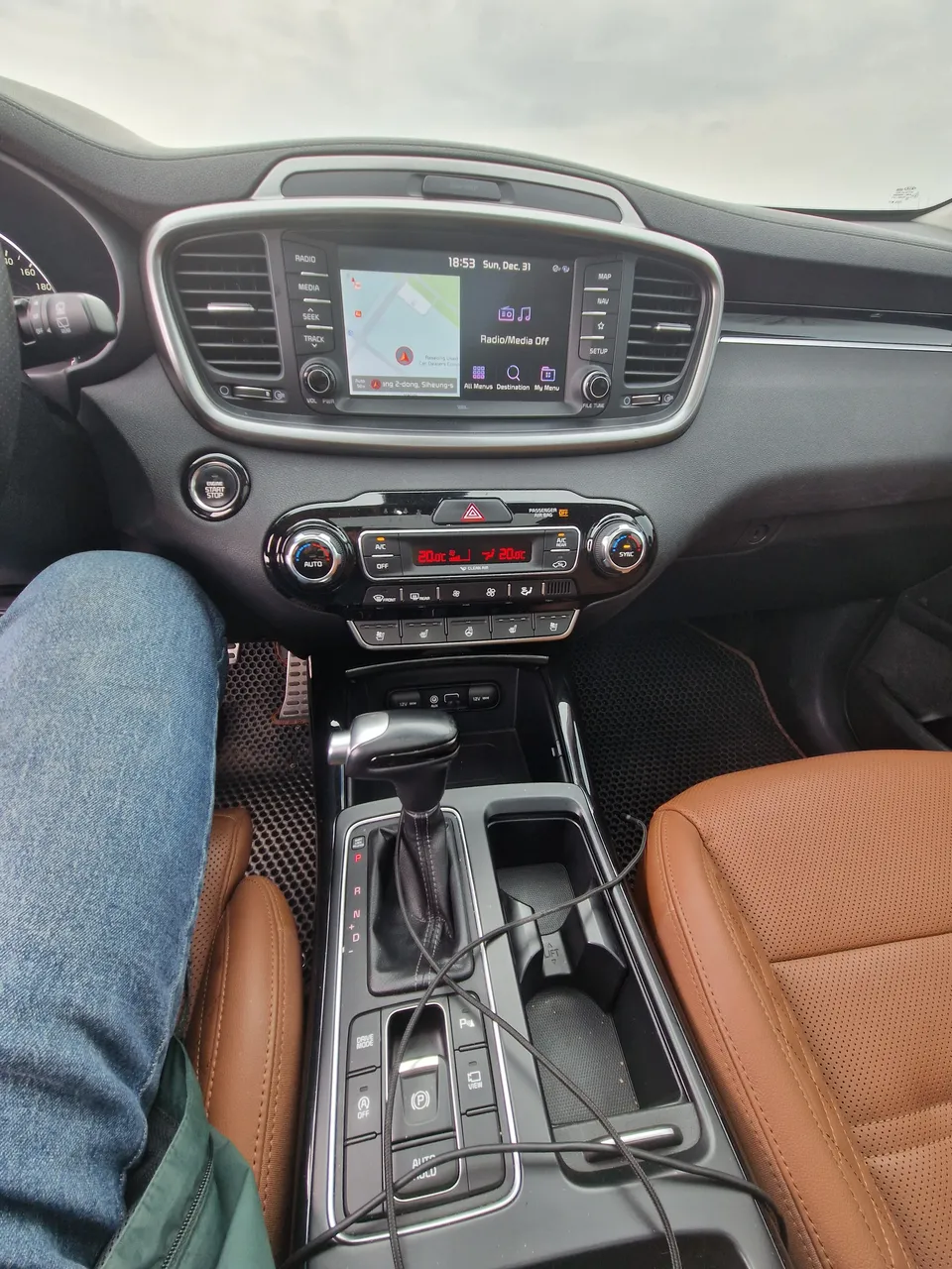 Kia Sorento - фото 10