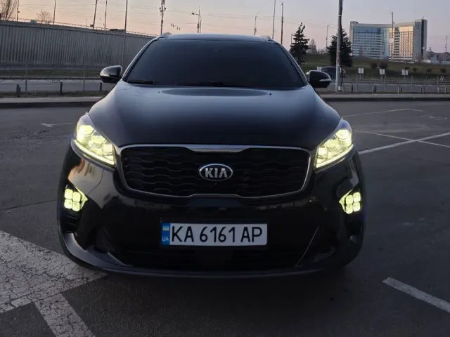 Kia Sorento - фото 1