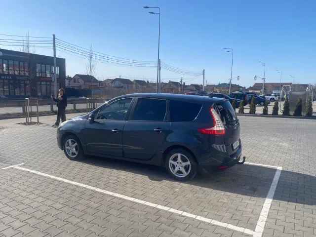 Renault Scenic - фото 2