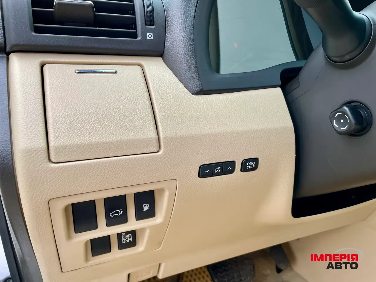 Lexus RX - фото 13