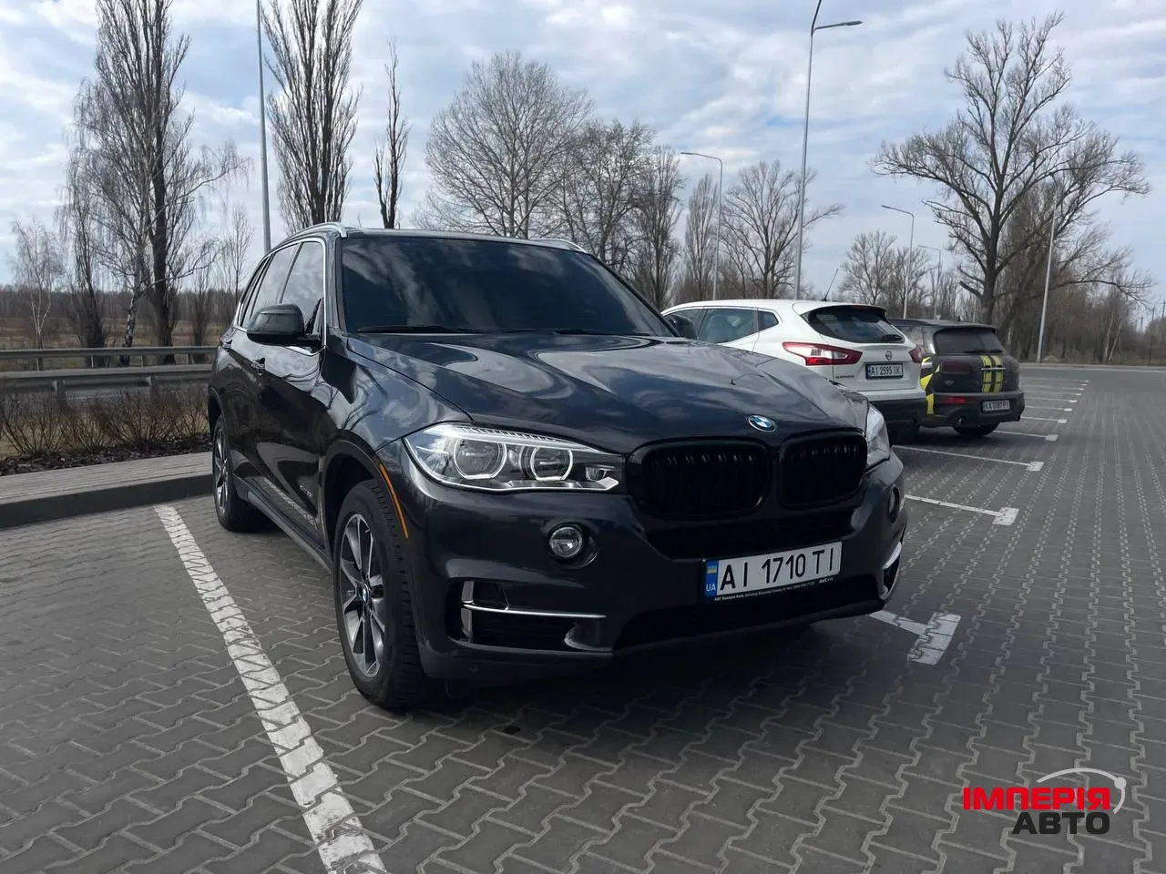BMW X5 - фото 1