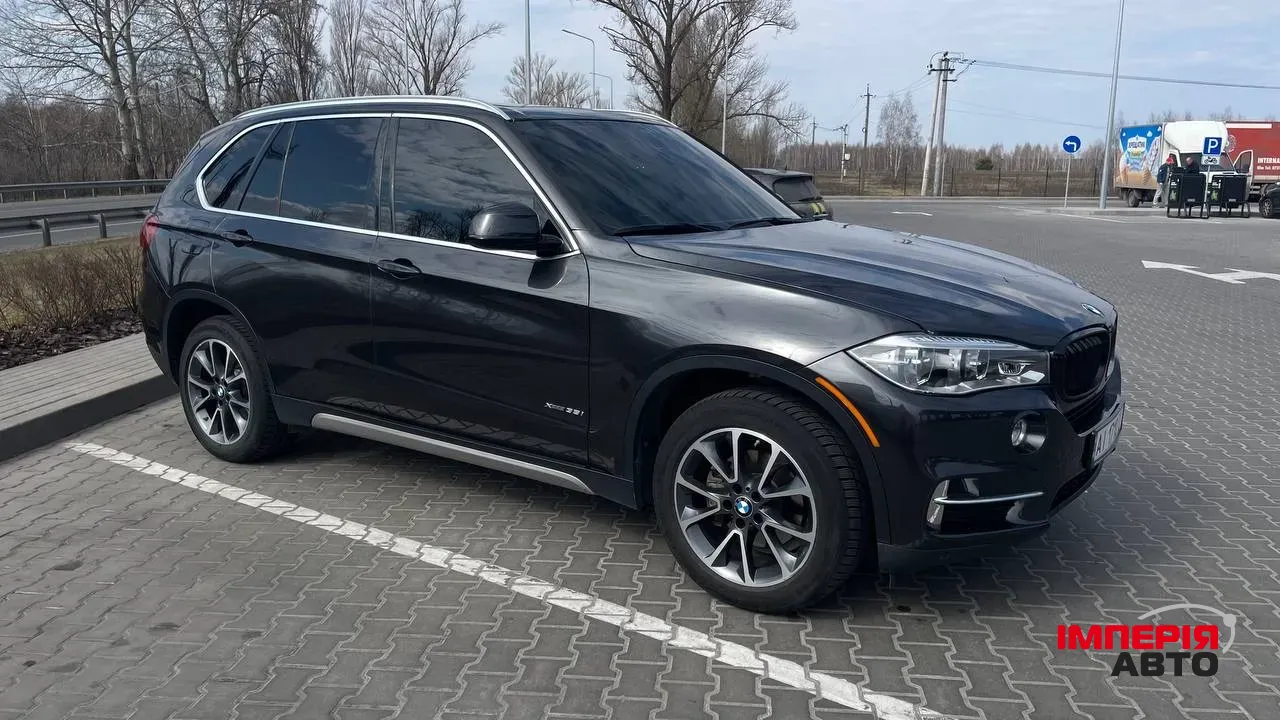 BMW X5 - фото 5