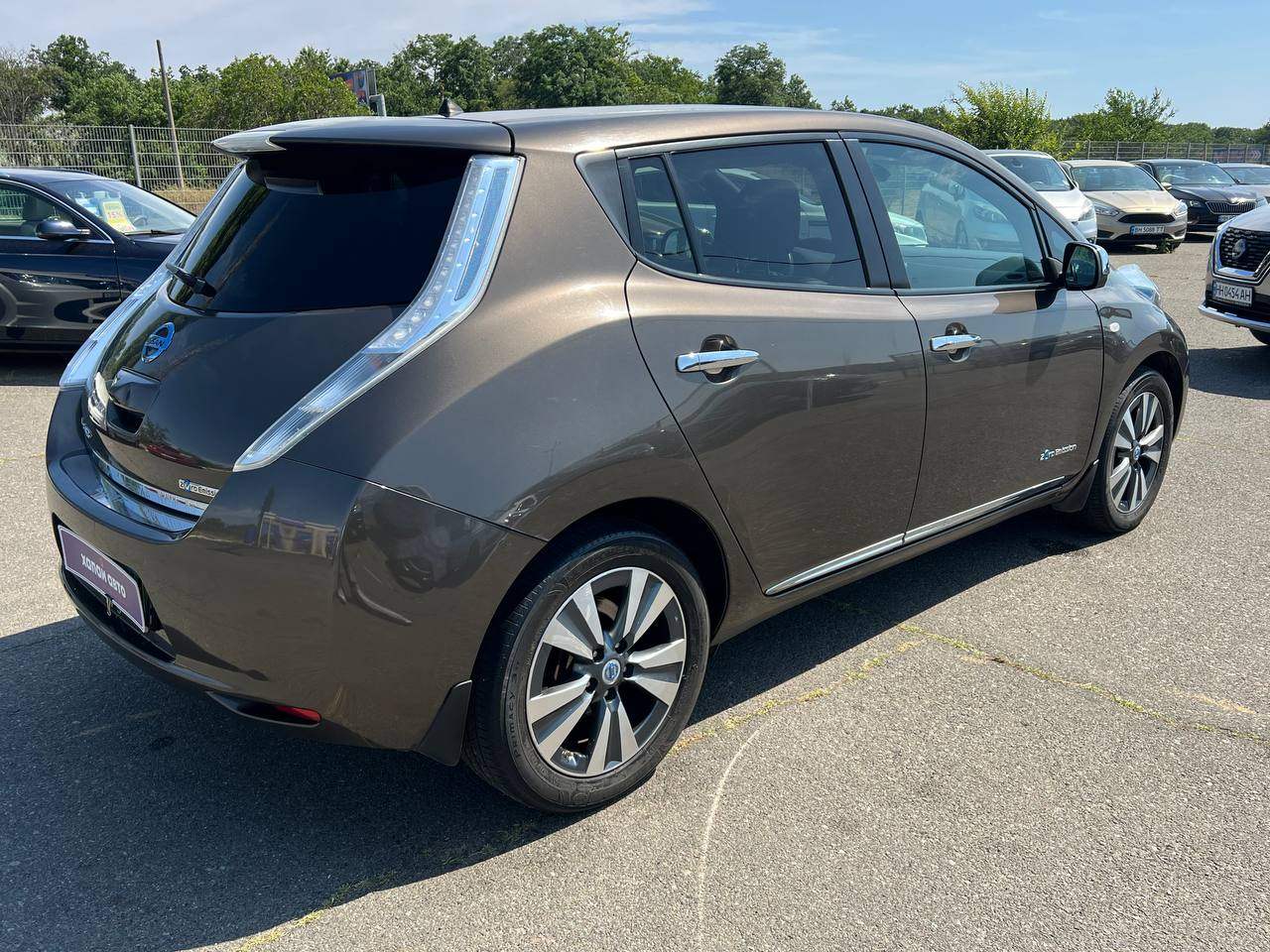 Nissan Leaf - фото 9