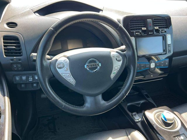 Nissan Leaf - фото 2