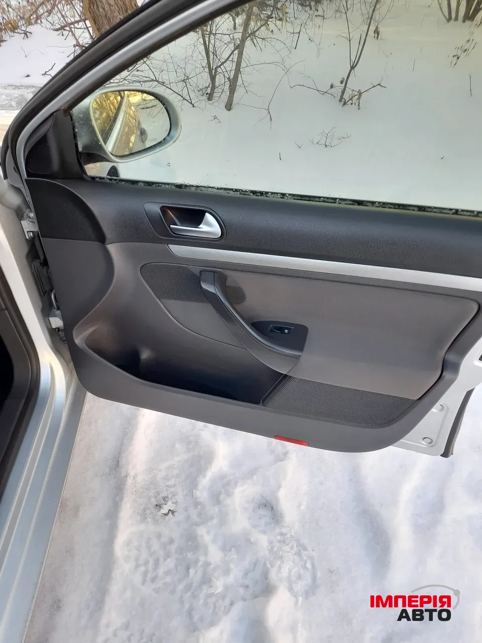 Volkswagen Golf - фото 11