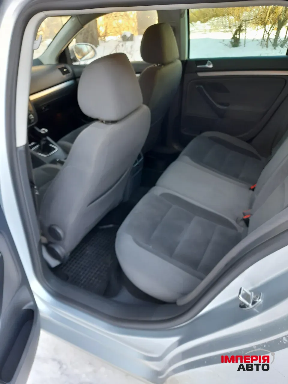 Volkswagen Golf - фото 9