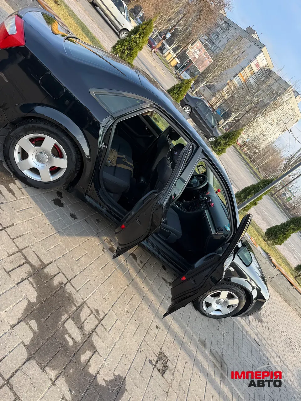 Audi A4 - фото 4