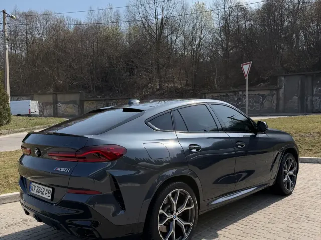 BMW X6 - фото 3