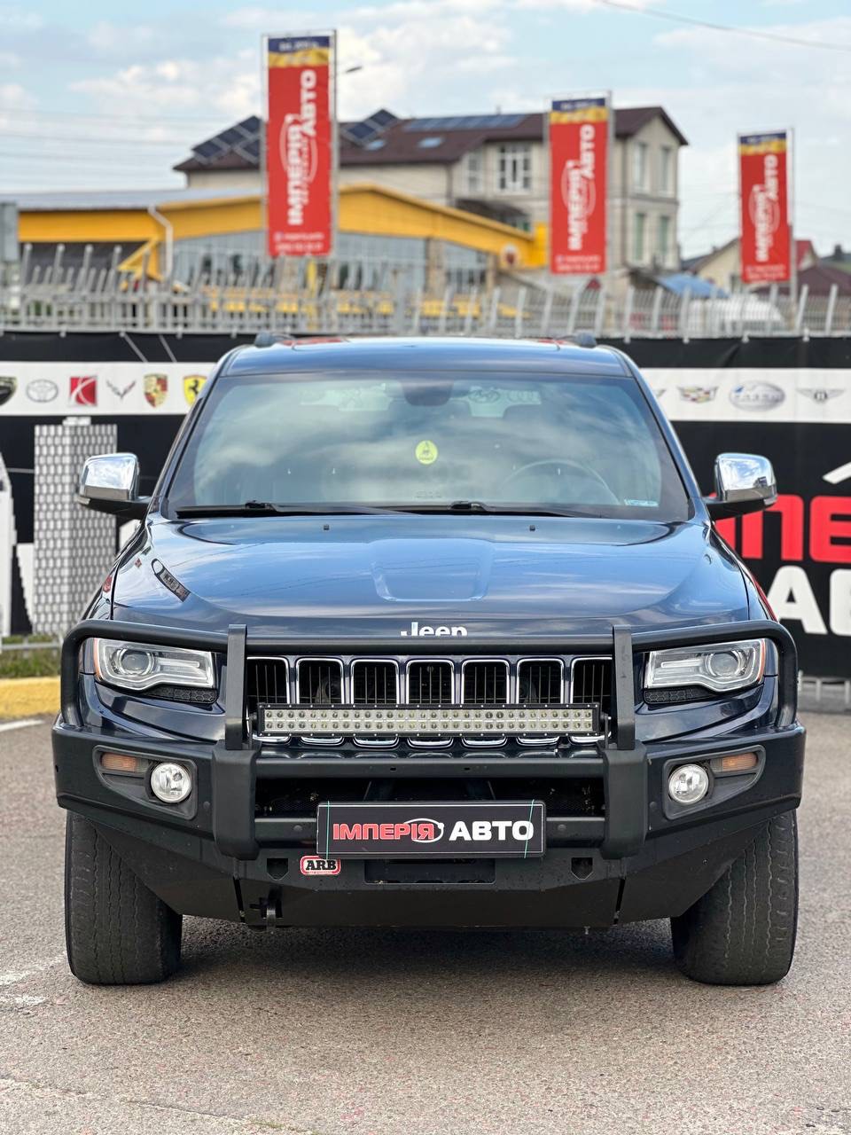 Jeep Grand Cherokee - фото 3
