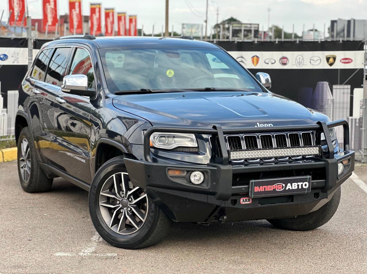 Jeep Grand Cherokee - фото 4