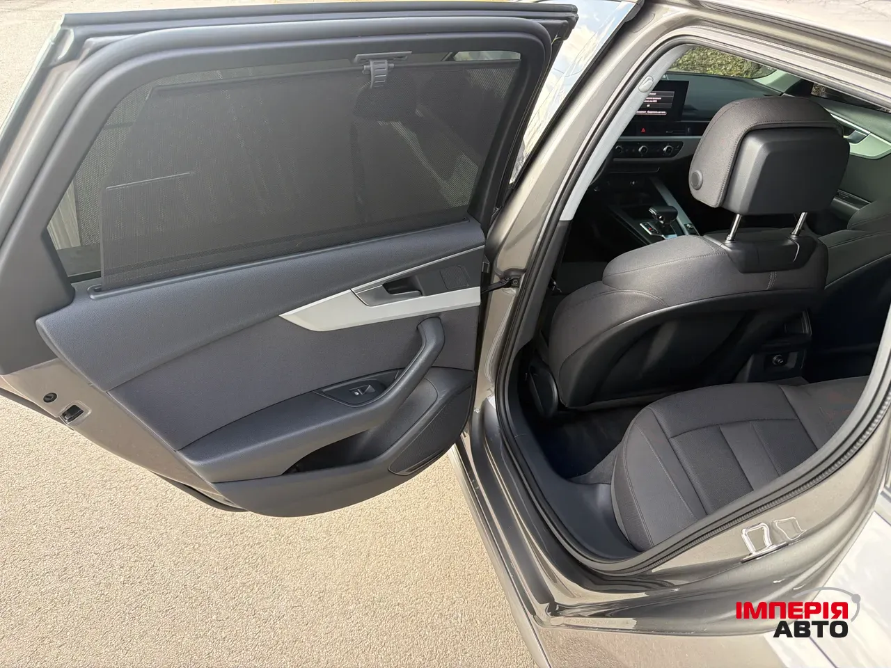 Audi A4 - фото 13