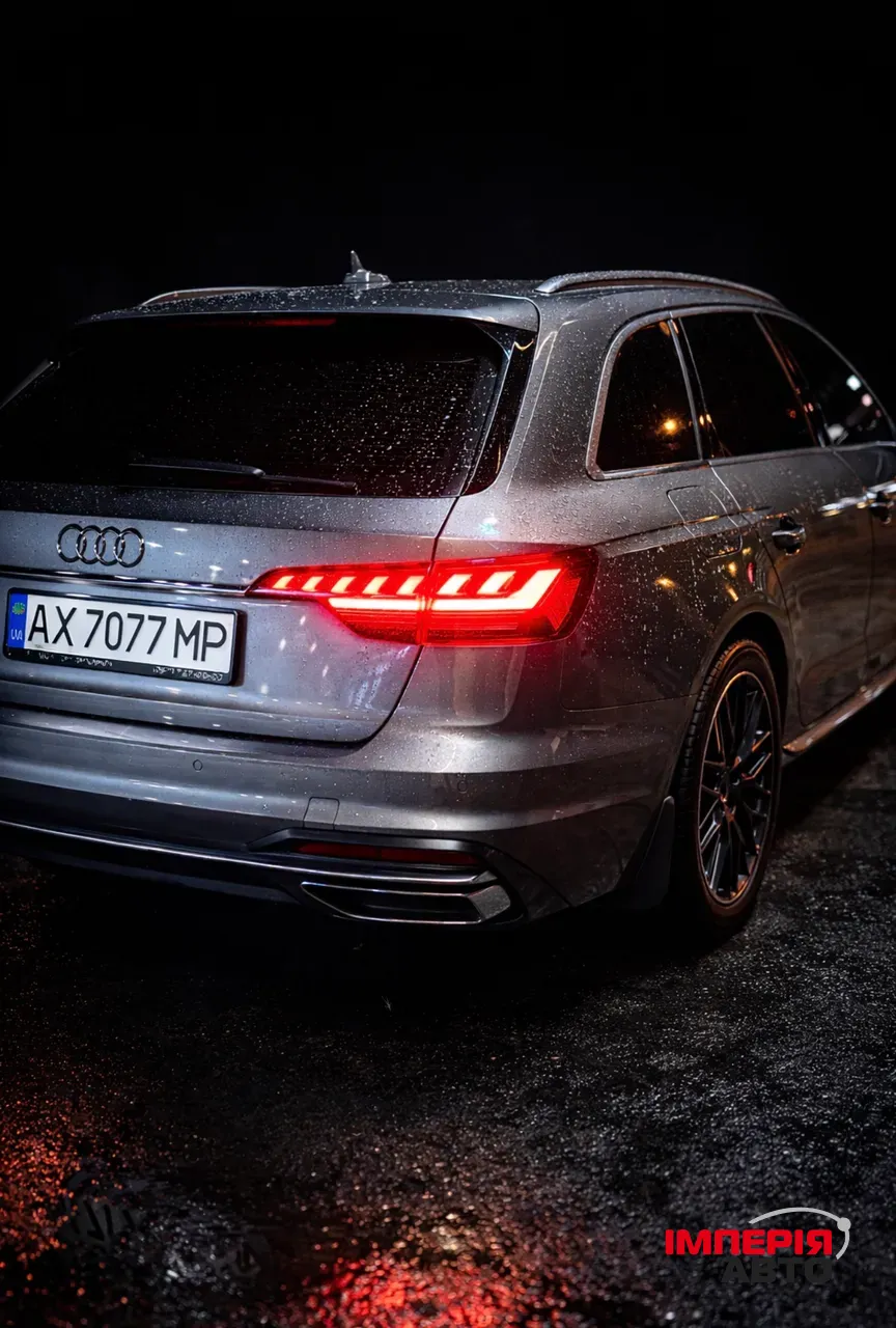 Audi A4 - фото 2