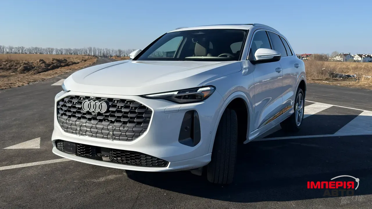 Audi Q5 - фото 2