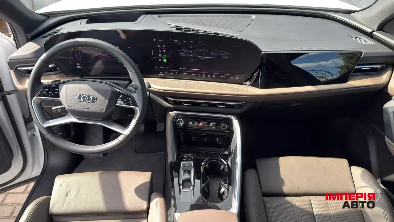 Audi Q5 - фото 17