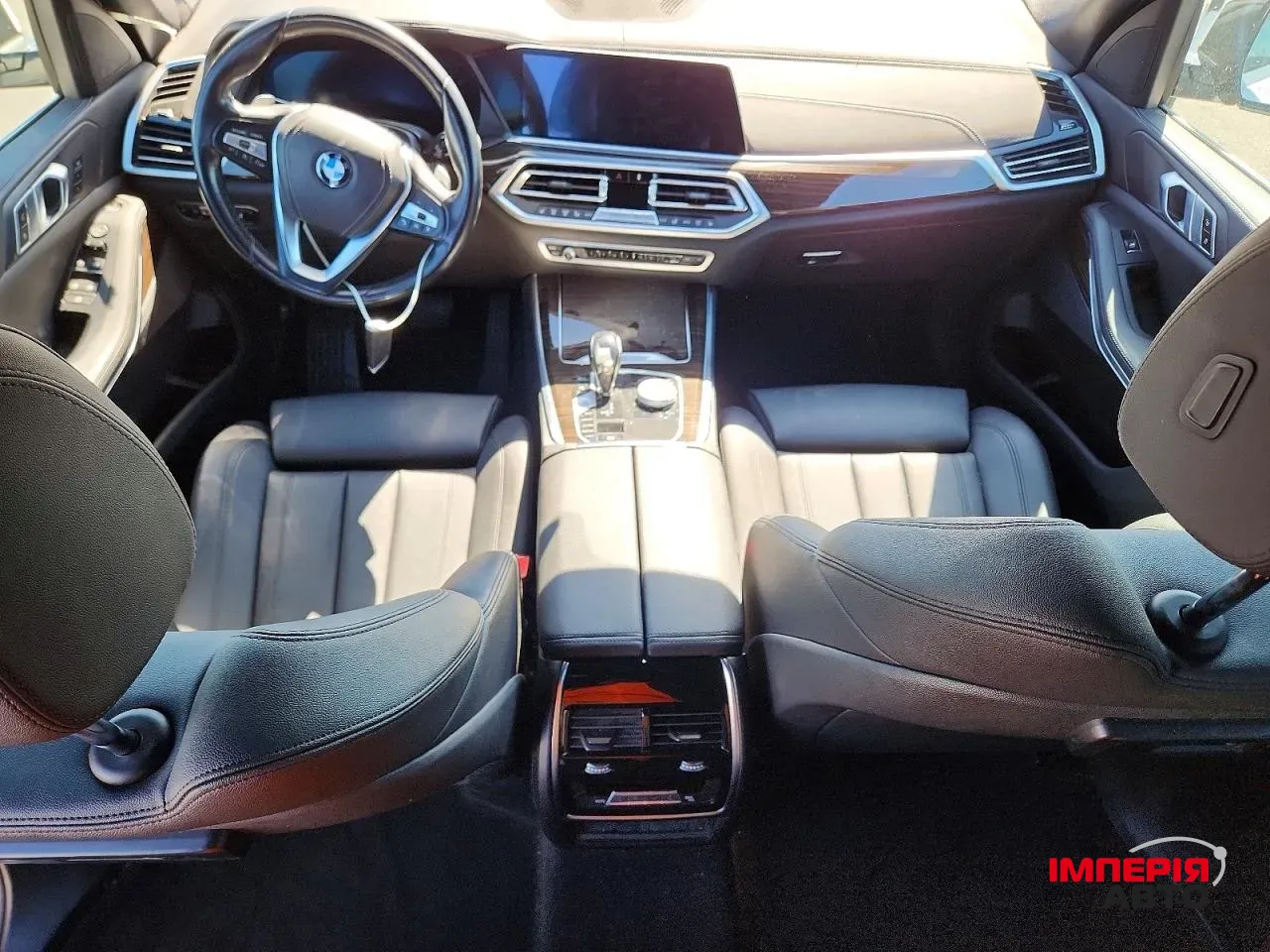 BMW X5 - фото 8