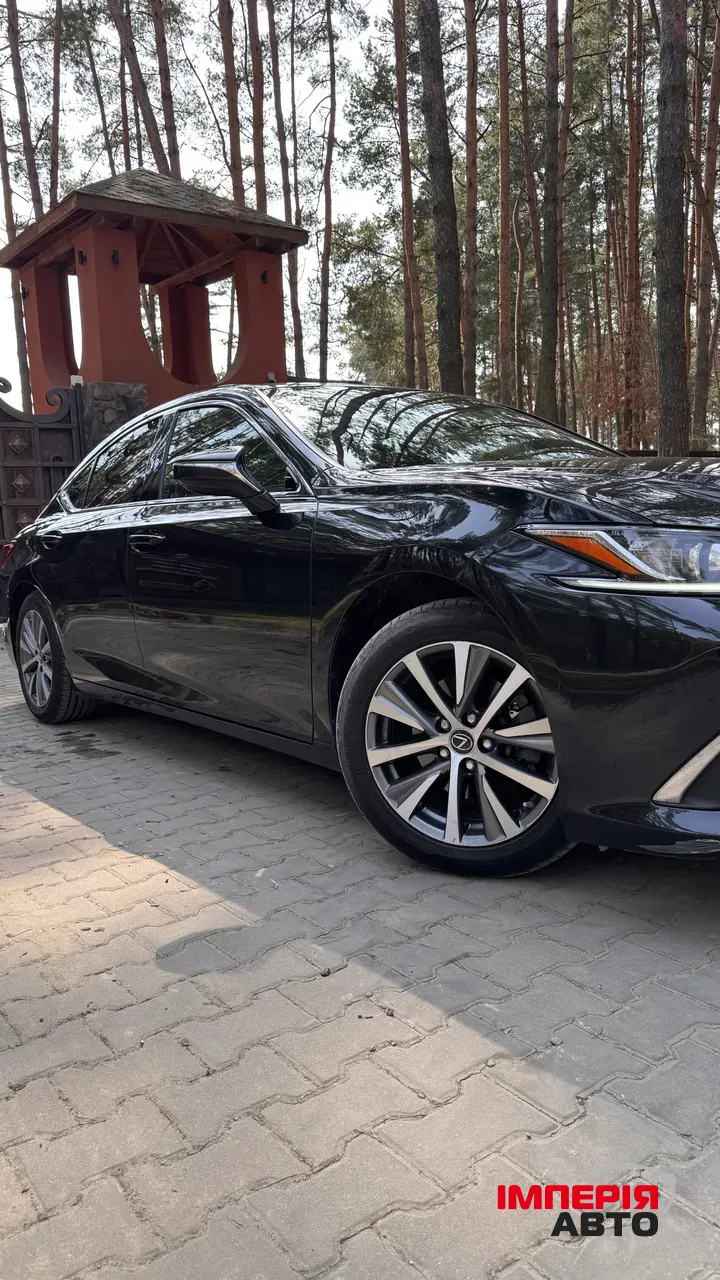 Lexus ES - фото 3