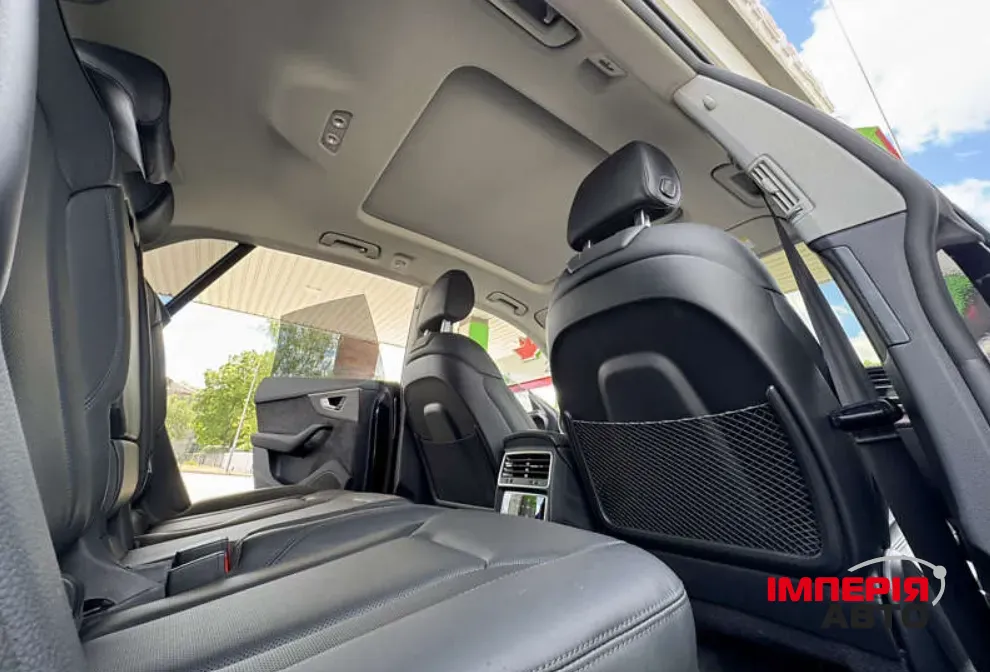 Audi Q8 - фото 9