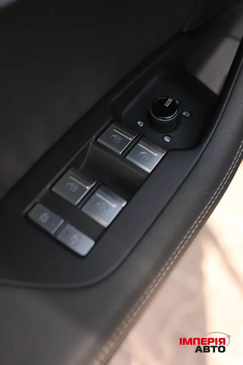 Audi A6 - фото 17