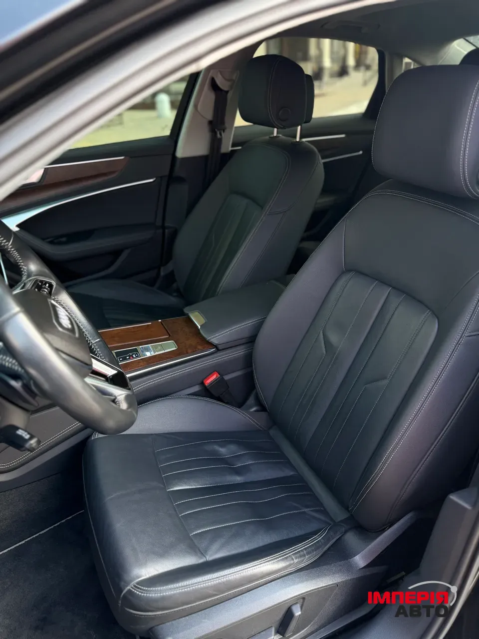 Audi A6 - фото 16