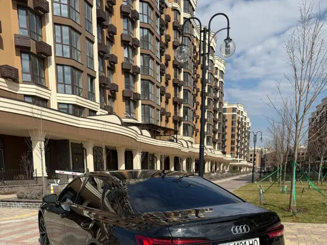 Audi A6 - фото 4