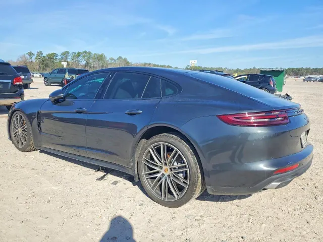 Porsche Panamera - фото 2