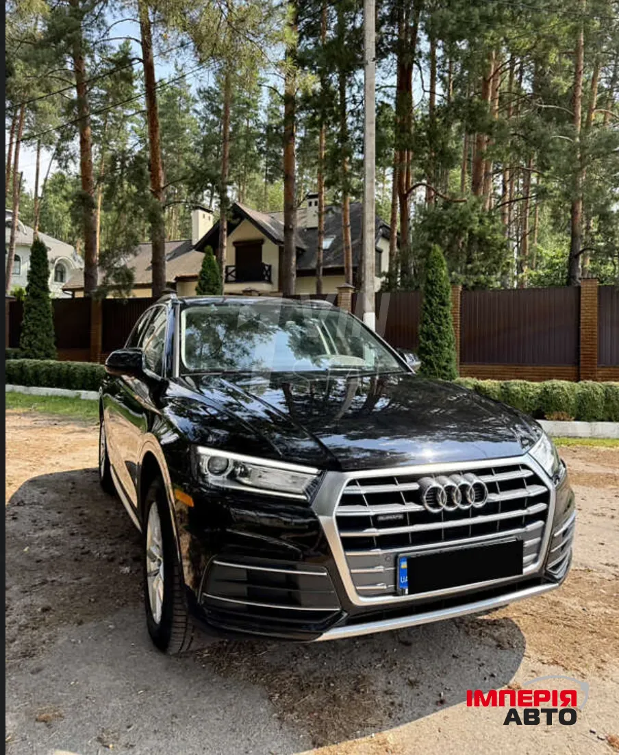 Audi Q5 - фото 1