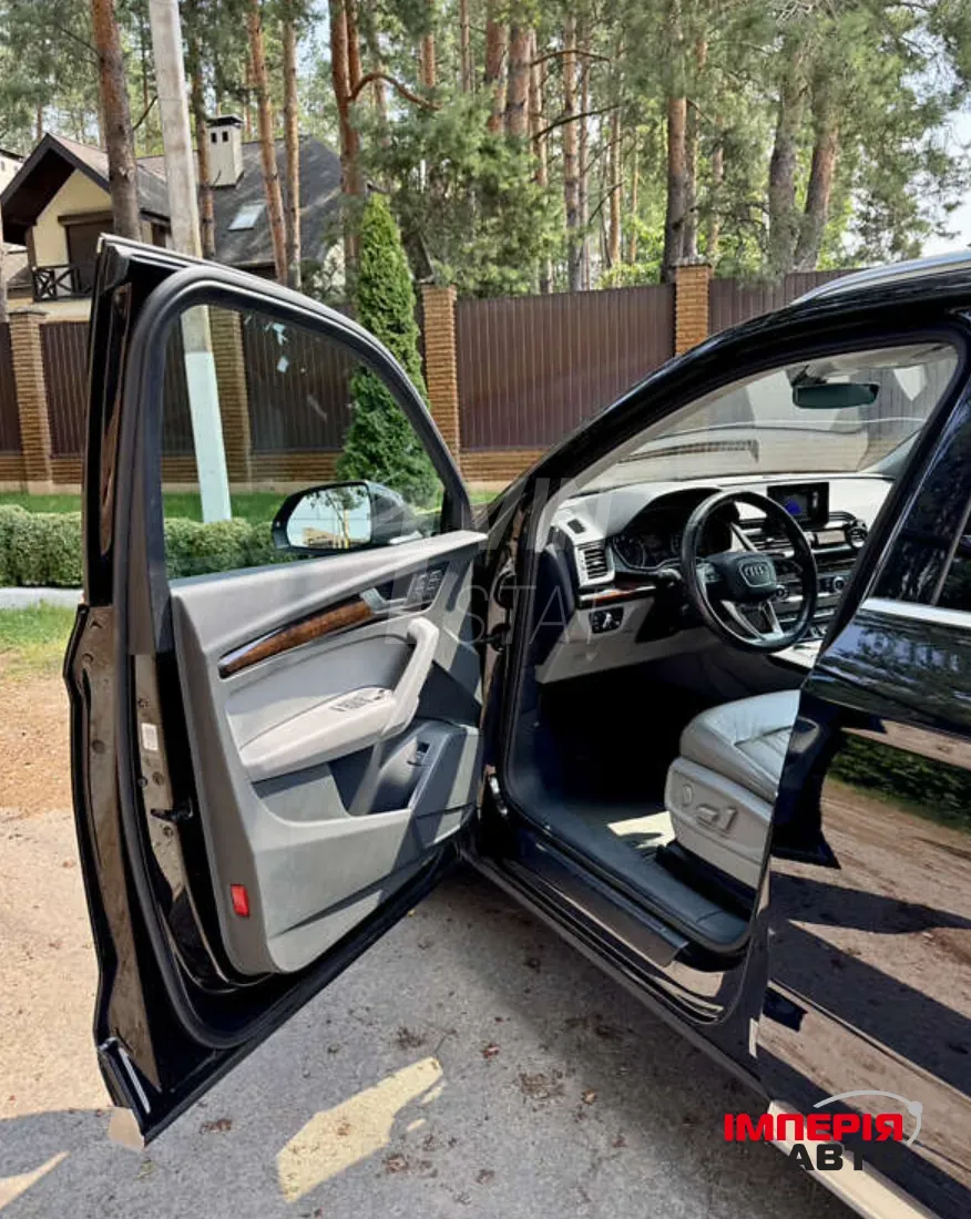 Audi Q5 - фото 13