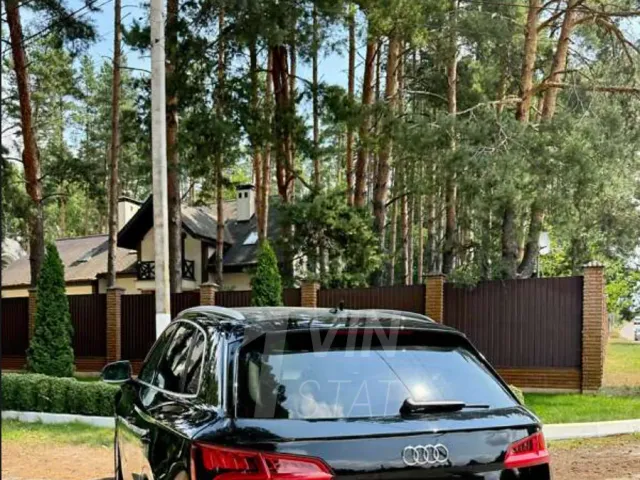 Audi Q5 - фото 3