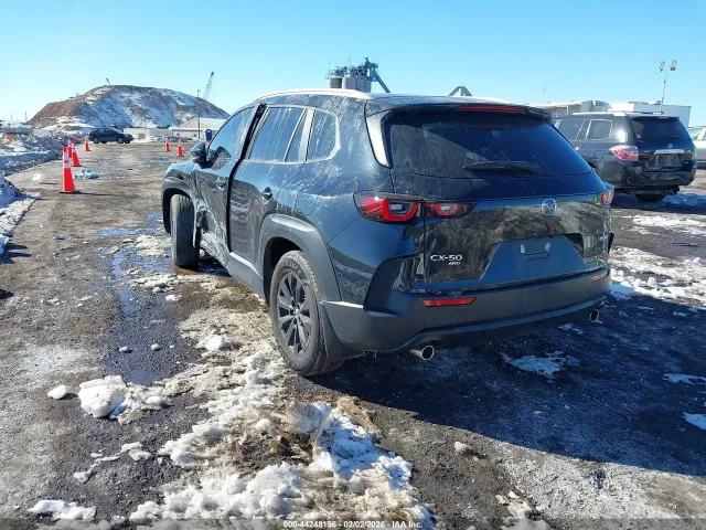 Mazda CX-50 - фото 4