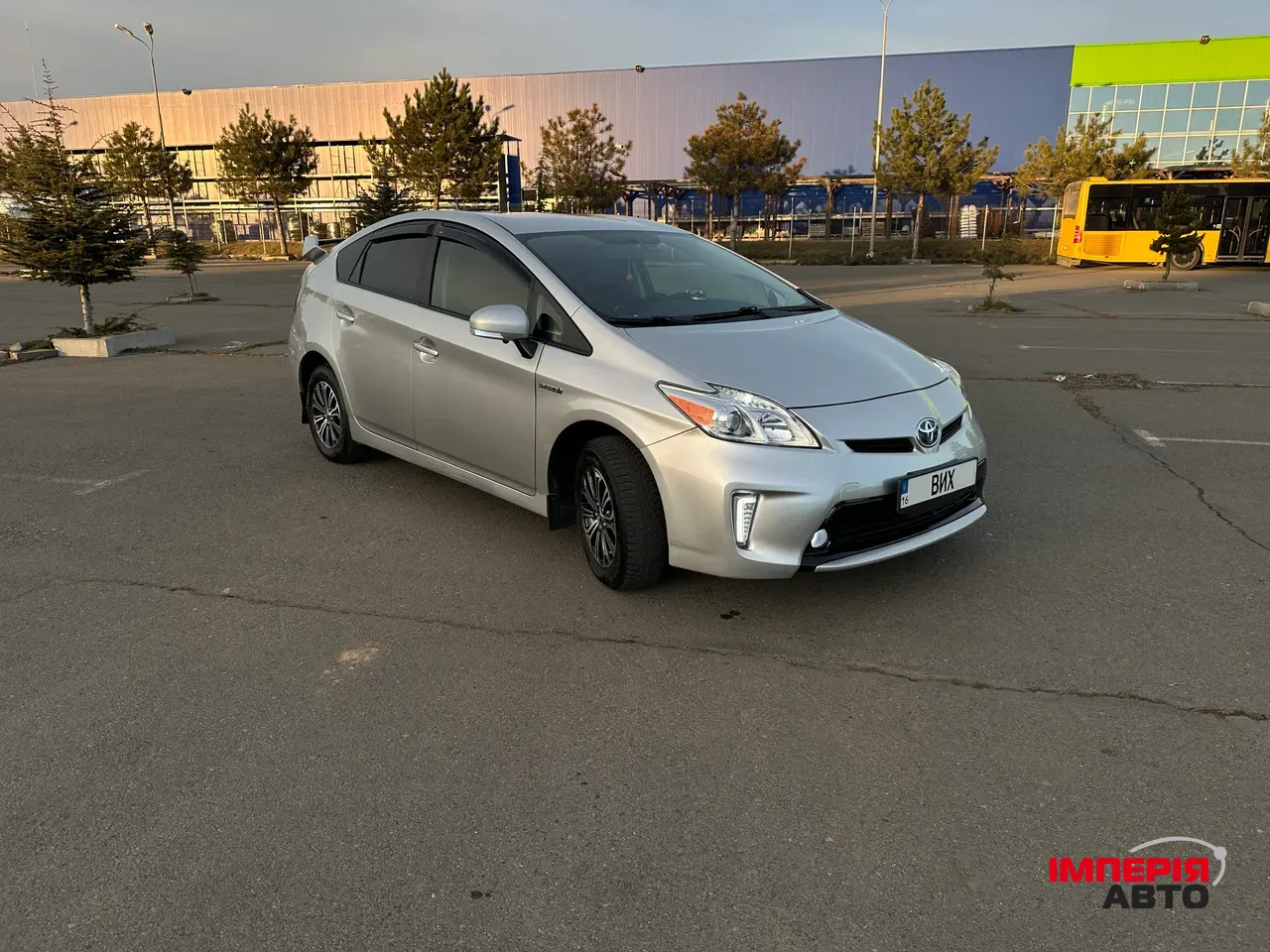 Toyota Prius - фото 3