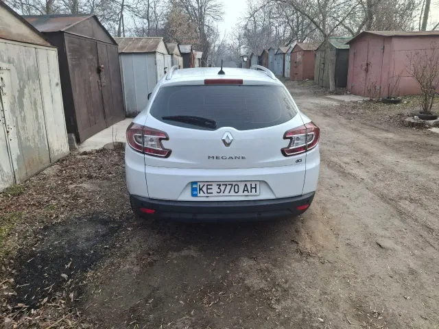 Renault Megane - фото 2