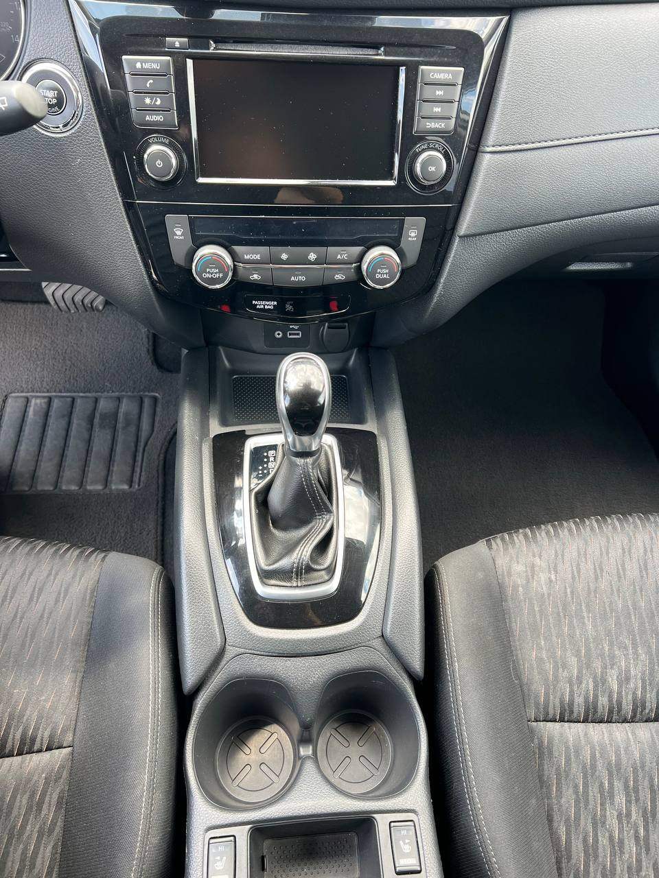 Nissan Rogue - фото 5