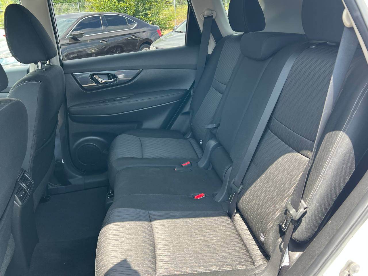 Nissan Rogue - фото 8