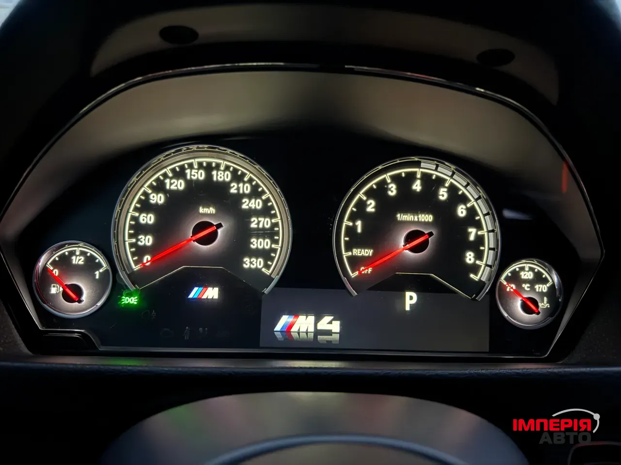 BMW M4 - фото 6