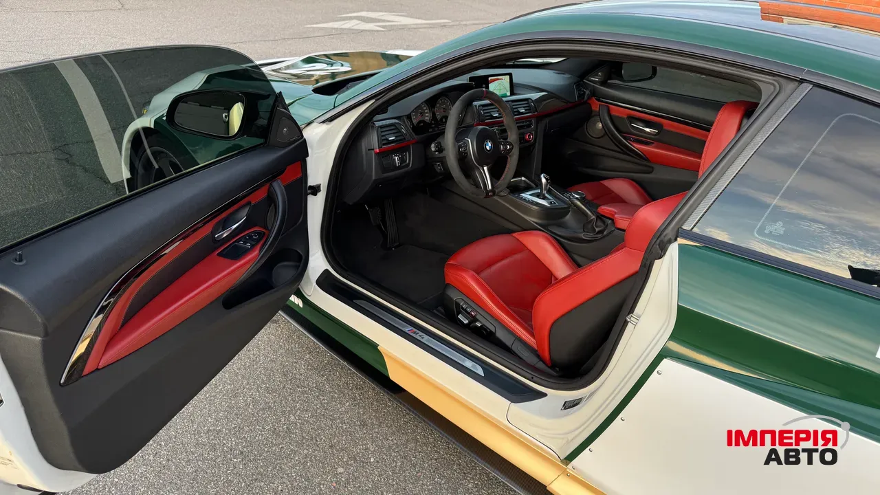BMW M4 - фото 11