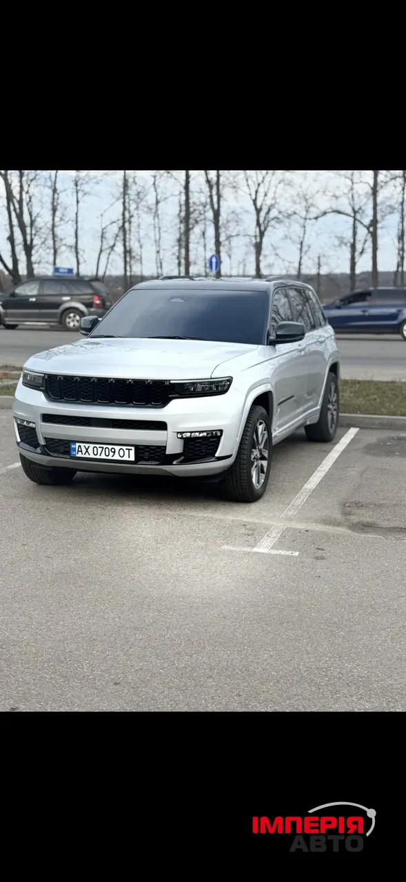 Jeep Grand Cherokee - фото 1