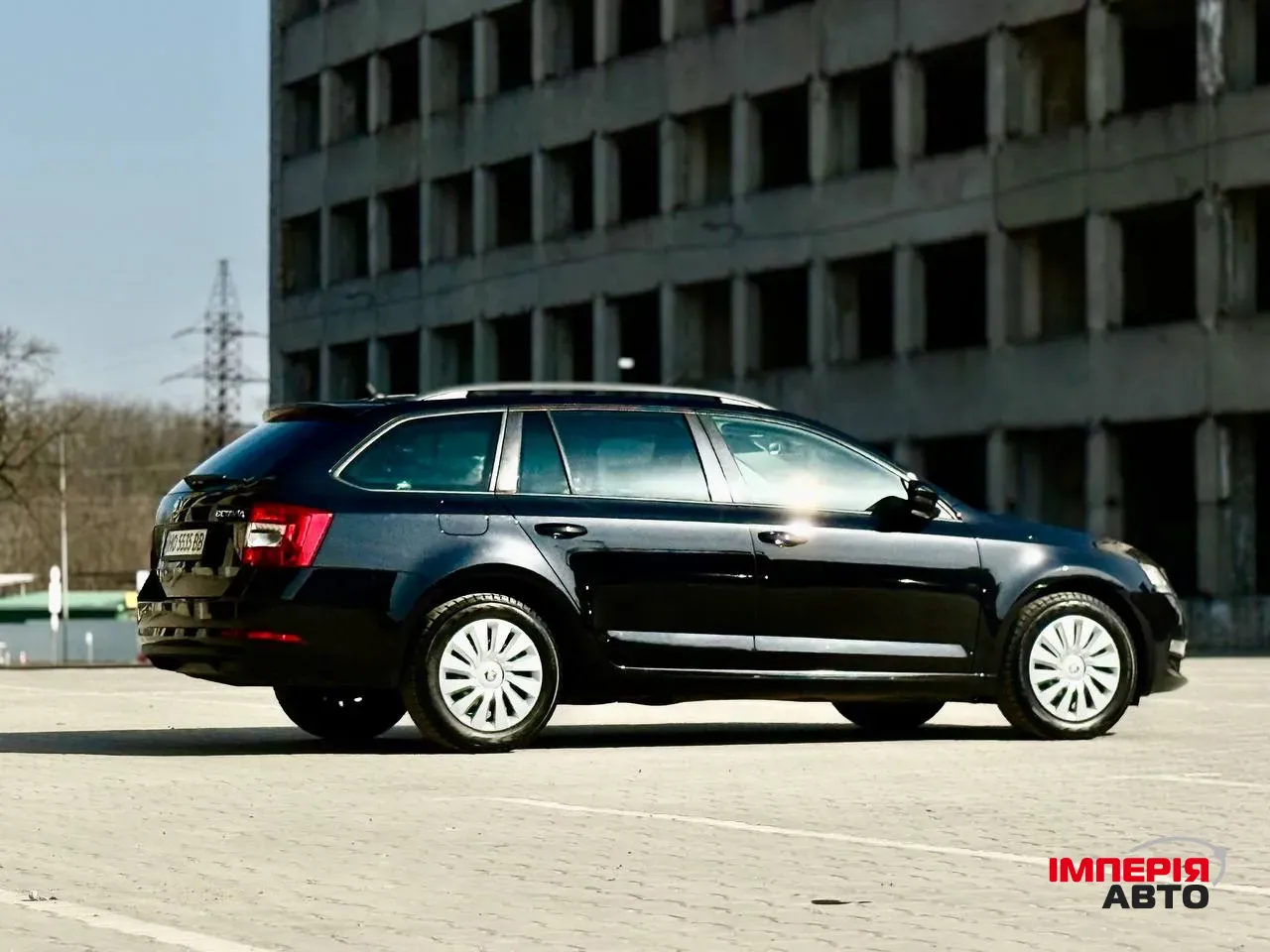 Skoda Octavia - фото 4