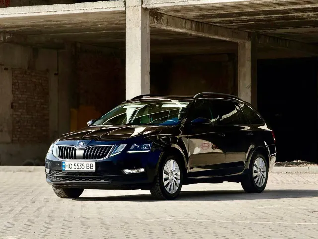Skoda Octavia - фото 2