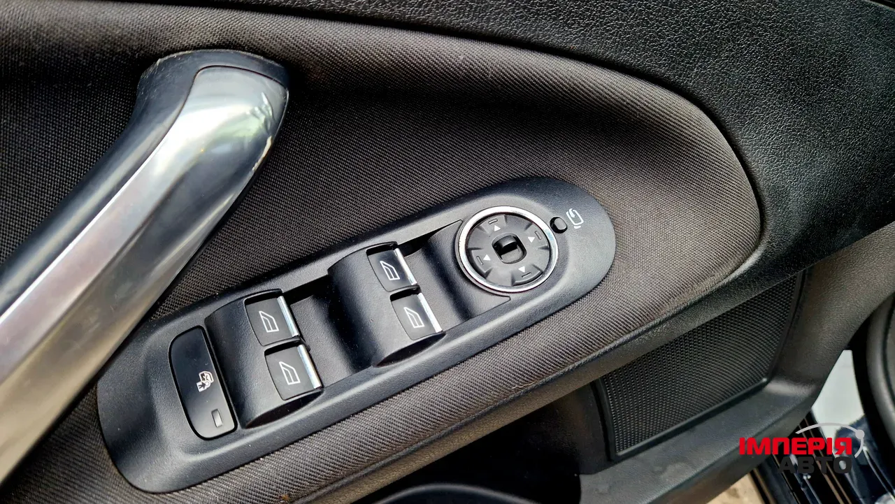 Ford Mondeo - фото 13