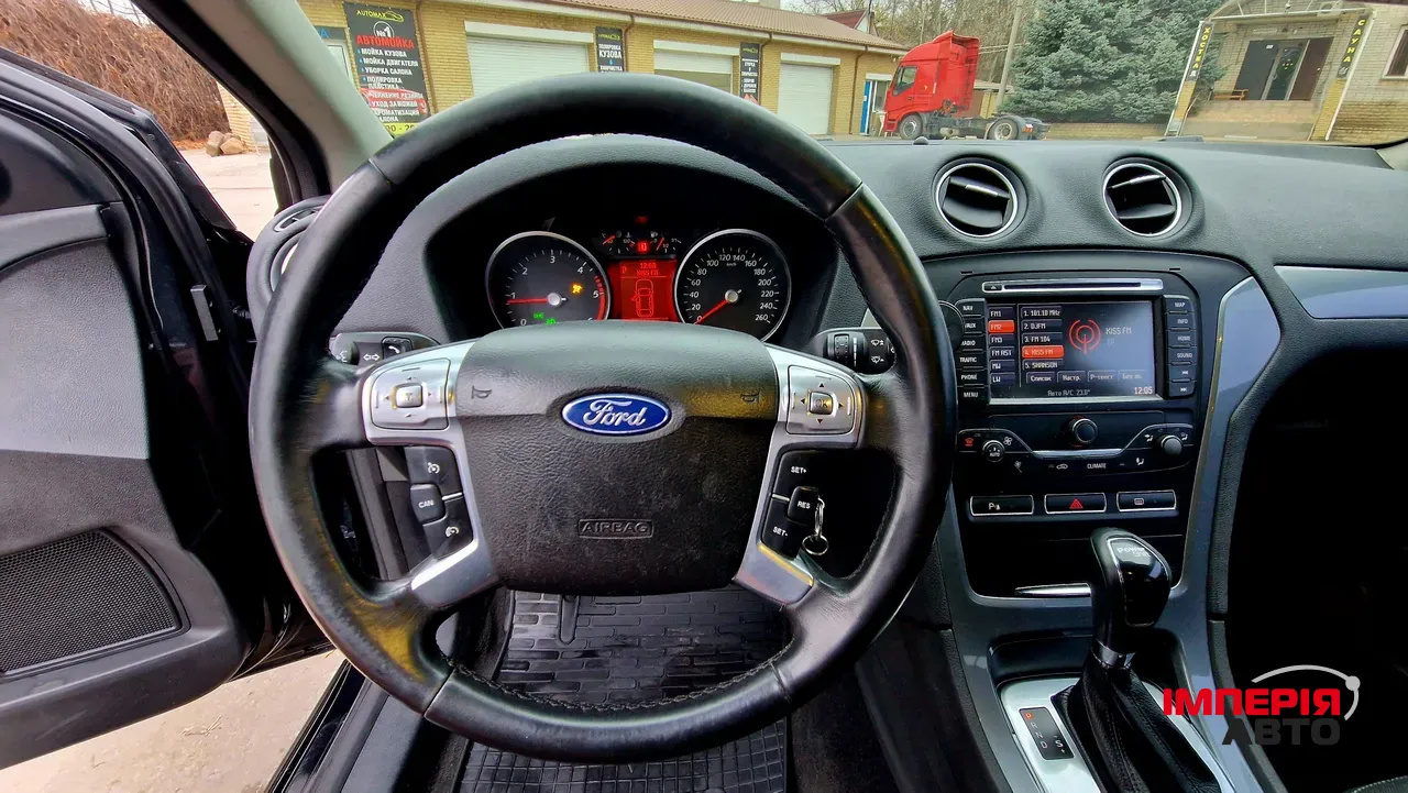 Ford Mondeo - фото 17