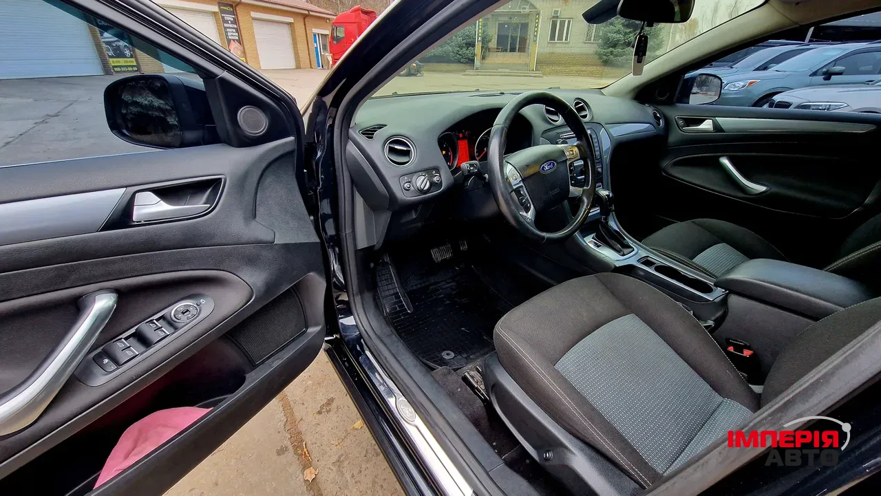 Ford Mondeo - фото 11