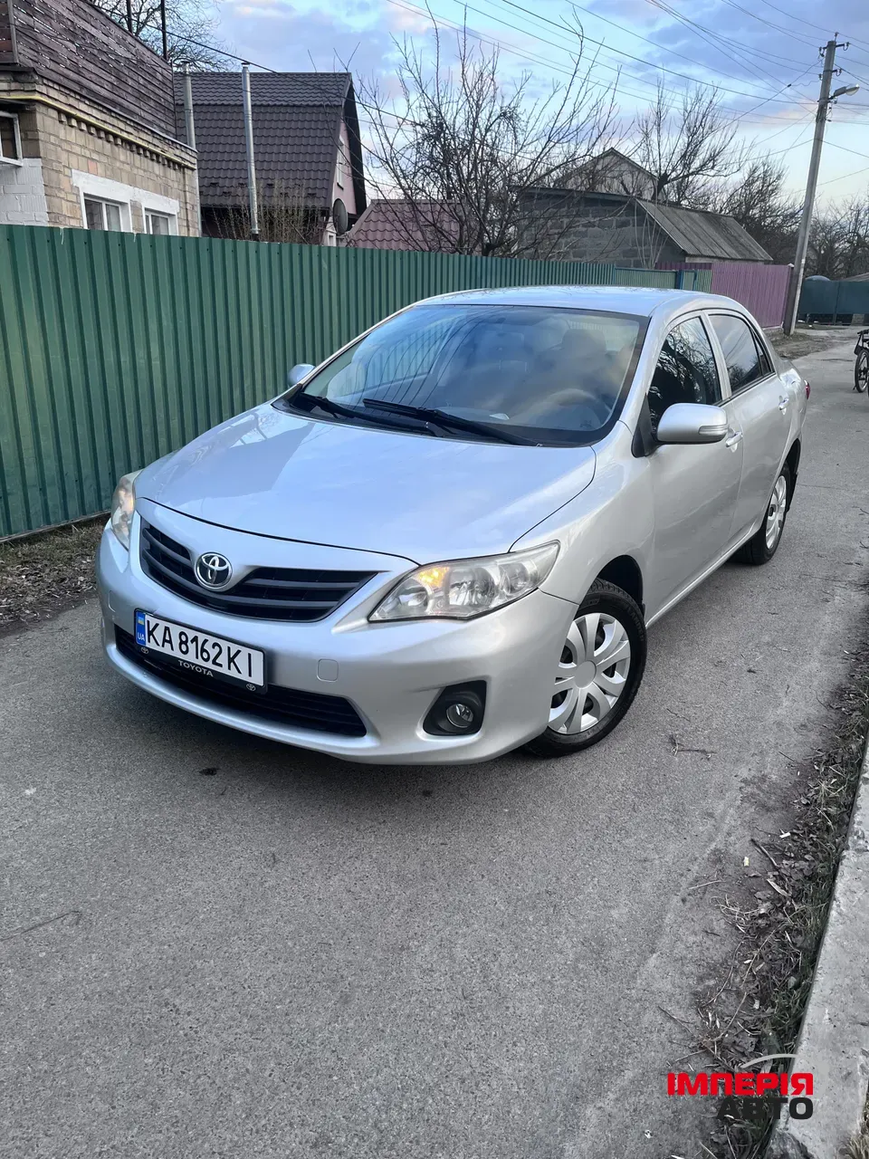 Toyota Corolla - фото 1