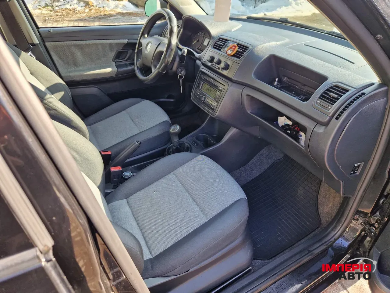 Skoda Fabia - фото 15